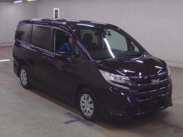 2021 Toyota Noah X