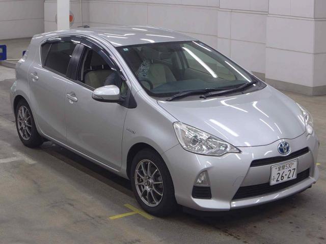 2014 Toyota Aqua S