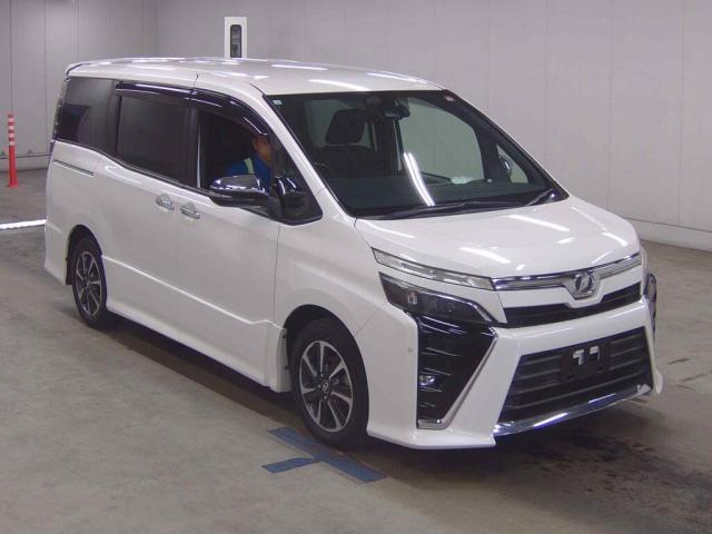 2018 Toyota Voxy ZS Kirameki