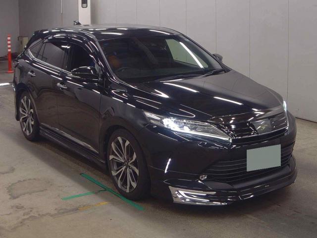 2020 Toyota Harrier Premium Style Noir