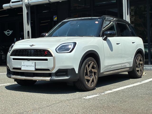 2025 MINI Countryman Countryman S ALL4 Favored Trim
