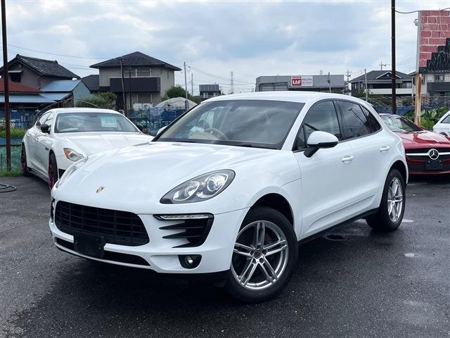 2015 Porsche Macan Macan