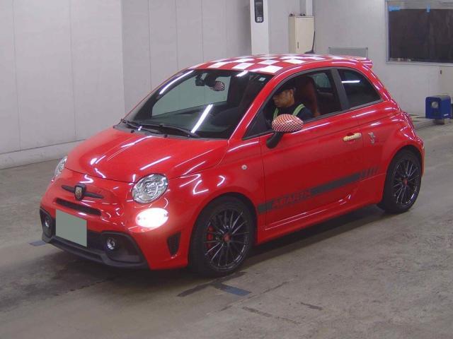 2022 Abarth 595 Competizione