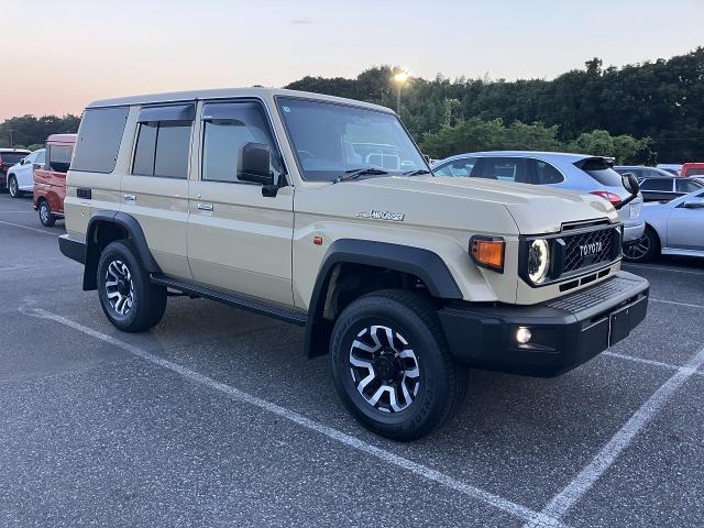 2025 Toyota LandCruiser 70 Wagon AX
★4WD
★Cold Weather Specification
★Genuine Navigation
★Cruise Control
★Genuine Wheels
★Electric Differential Lock