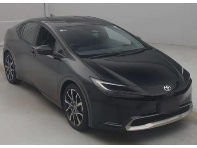 2024 Toyota Prius PHEV Z