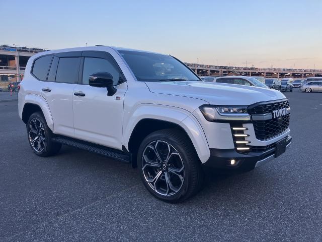 2023 Toyota LandCruiser GR SPORT ★ 4WD ★ Cold Region Specification ★ Moon Roof ★ JBL ★ Panoramic View M ★ RCC