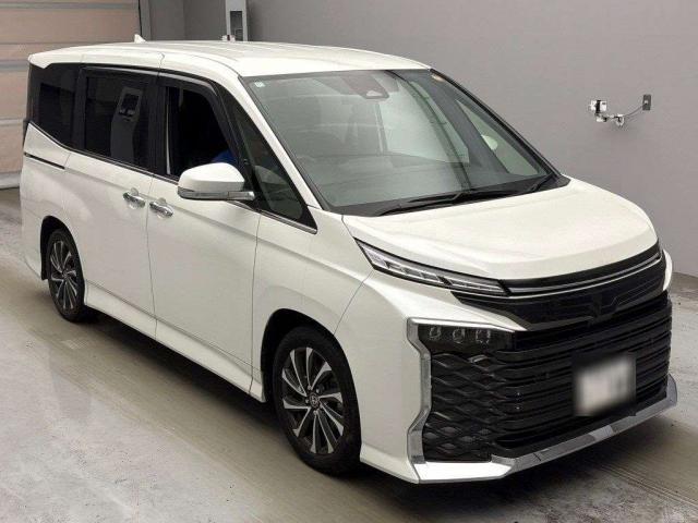 2024 Toyota VOXY Hybrid S-Z