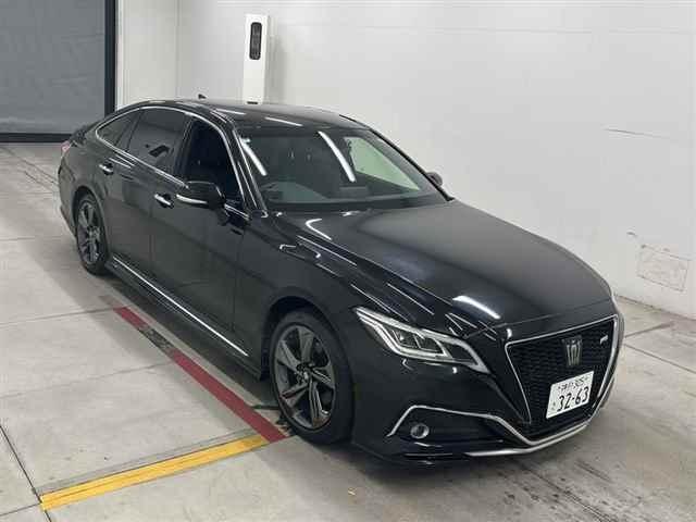 2020 Toyota Crown RS Limited