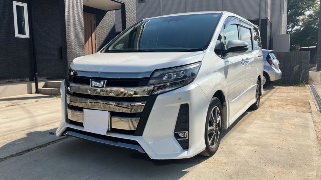 2018 Toyota Noah Si Double Bee