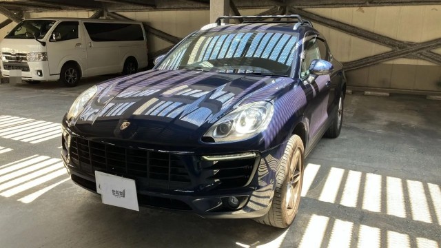 2015 Porsche Macan Macan S