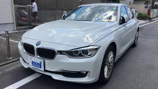 2013 BMW 3series 320d Luxury