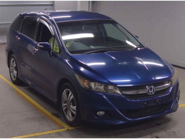 2011 Honda Stream 4WD RSZ HDD Navigation Package