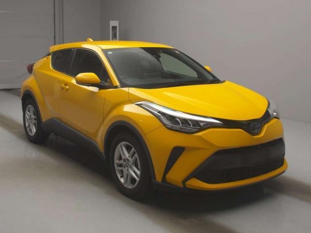 2022 Toyota C-HR Hybrid S