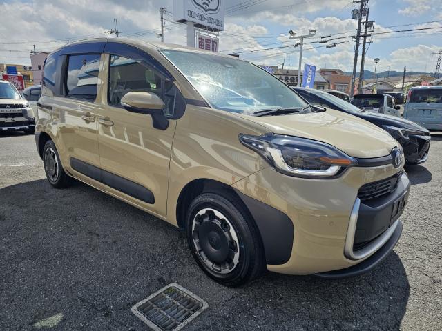 2023 Toyota Sienta Hybrid HV Z 4WD Genuine 10.5 Navigation TV All-around Monitor Heater Equipped BETC