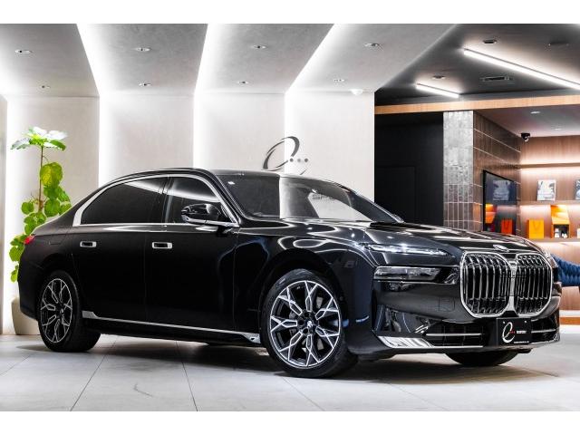 2023 BMW 7series 740d xDrive Excellence Rear Enterer Rear Comfort P Executive Brown Leather Seats