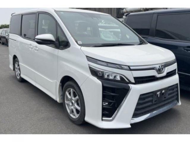 2021 Toyota Voxy ZS