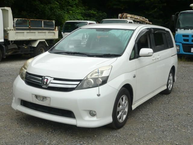 2013 Toyota ISIS Platana