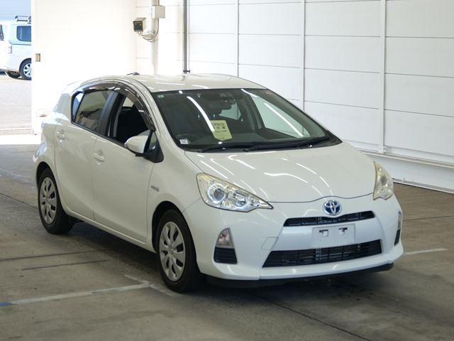 2014 Toyota Aqua S