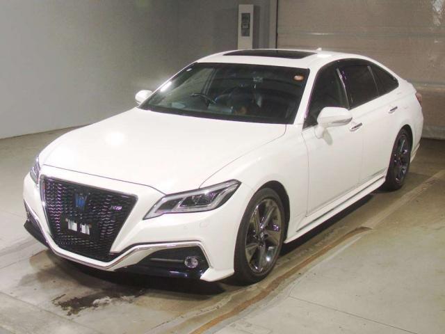 2020 Toyota Crown Hybrid RS Advance