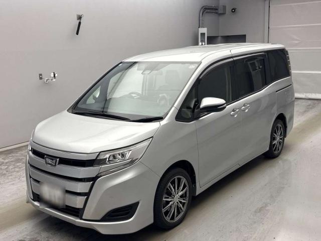 2020 Toyota NOAH X