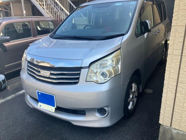 2011 Toyota Noah YY
