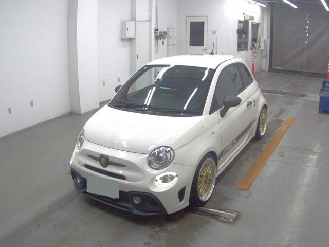 2019 Abarth 595 Competizione