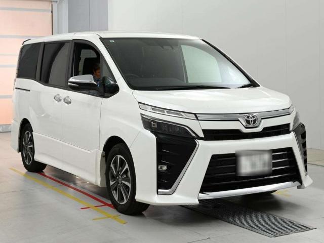2021 Toyota Voxy ZS Kirameki?