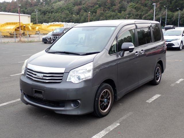 2012 Toyota Noah X Smart Edition