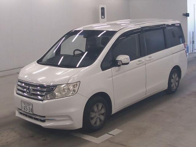 2014 Honda STEPWAGON G Comfort Selection