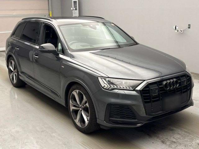 2022 Audi Q7 55 TFSI quattro S line 4WD