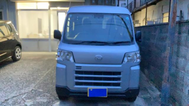 2022 Daihatsu Hijet Cargo Deluxe