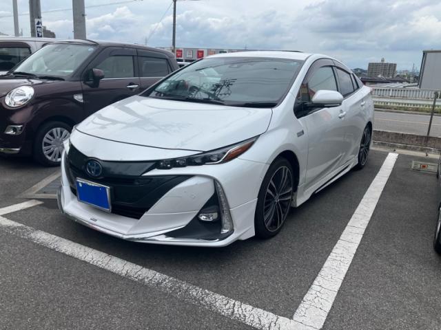 2022 Toyota Prius PHEV A Premium