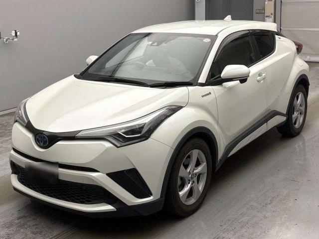 2019 Toyota C-HR Hybrid S LED Package