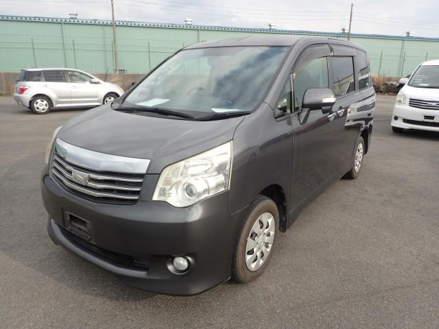 2012 Toyota Noah X Smart Edition