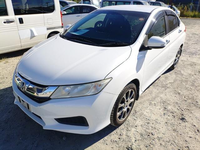 2015 Honda Grace LX 2WD 4-Door ECVT