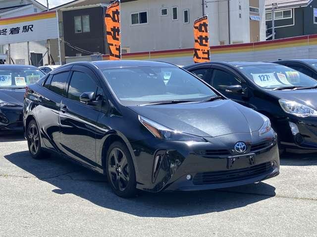 2022 Toyota Prius S Touring Selection Black Edition