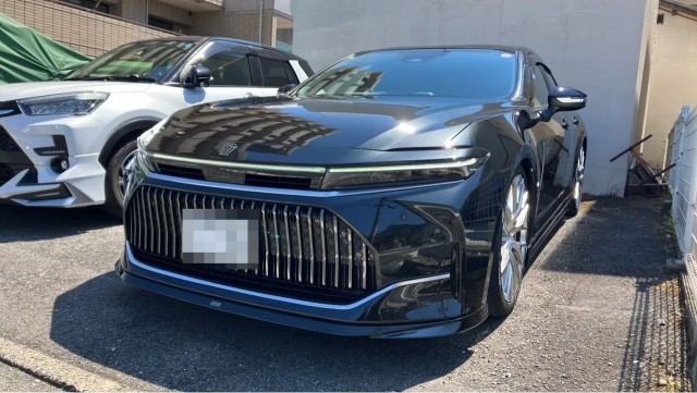 2025 Toyota Crown Hybrid Z