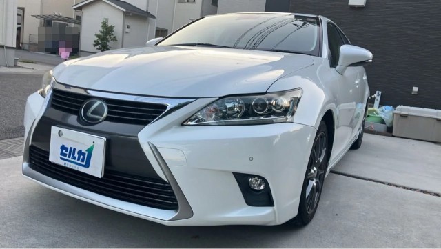 2014 Lexus CT CT200h Version C
