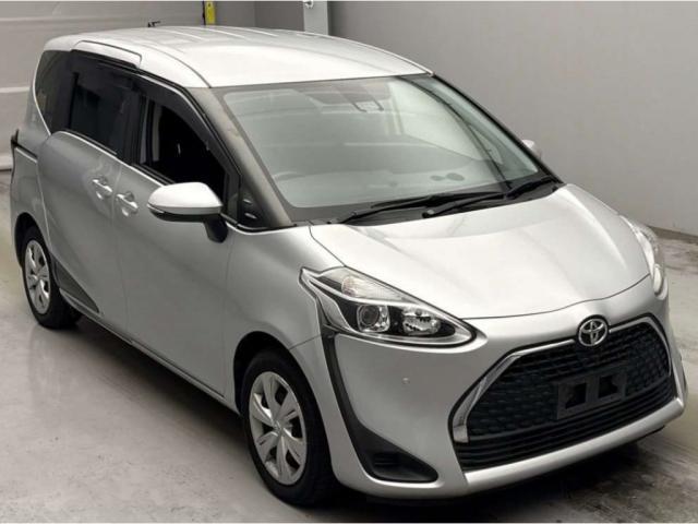 2021 Toyota Sienta X