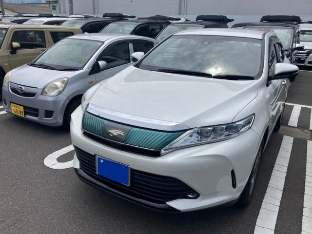2019 Toyota Harrier Premium Metal and Leather Package