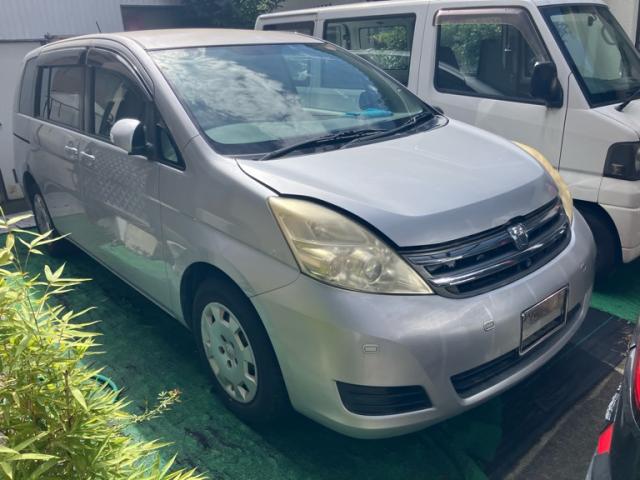 2008 Toyota Isis L