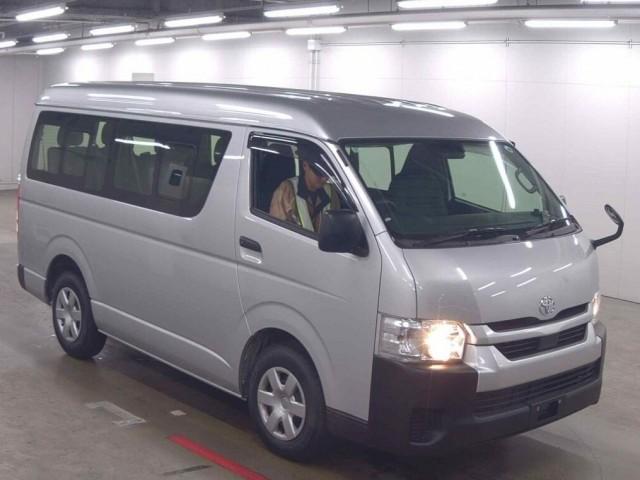 2021 Toyota Hiace Wagon DX