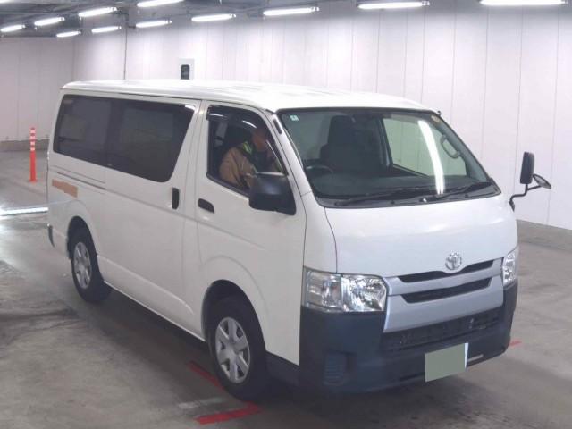 2019 Toyota HIACE VAN DX