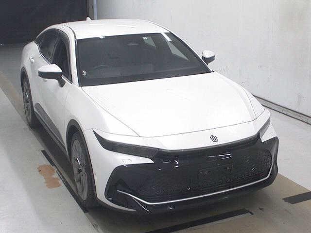 2023 Toyota Crown Crossover G Advanced Leather Package