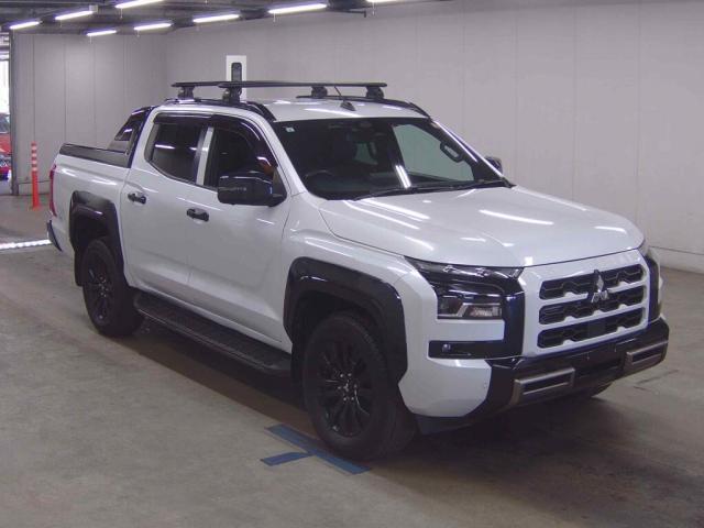 2024 Mitsubishi Triton GSR
