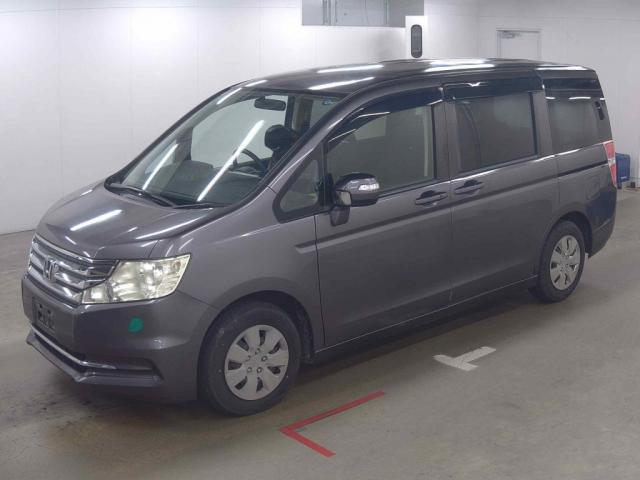 2014 Honda STEPWAGON G E Selection