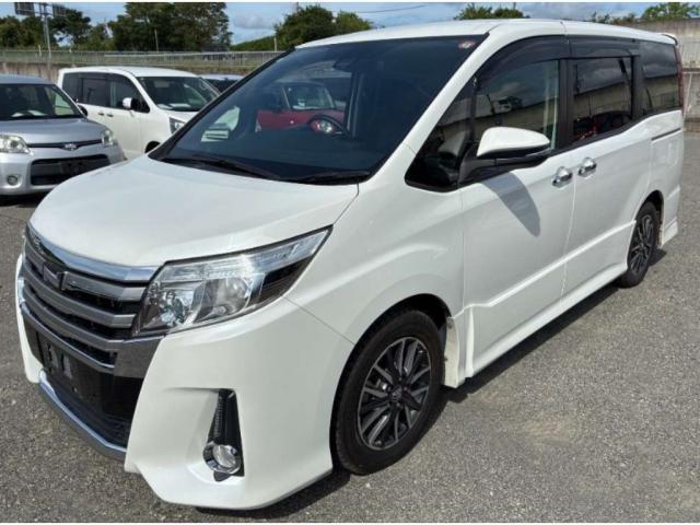 2016 Toyota NOAH Si