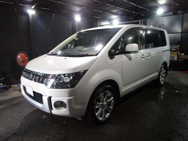 2015 Mitsubishi Delica D5 M