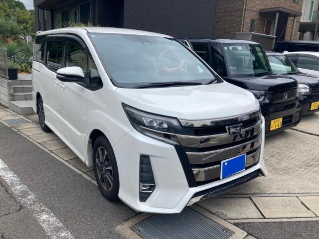 2017 Toyota NOAH Si