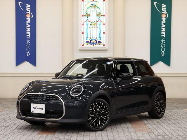 2026 MINI 3HB Cooper C Favored Trim